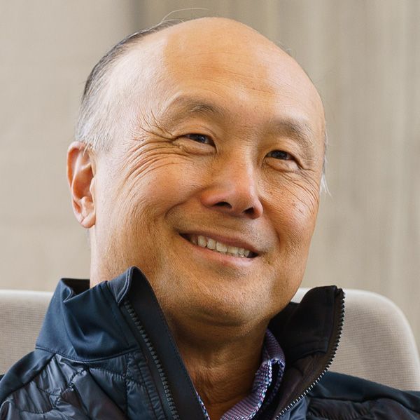 Professional photo of Frank Lee