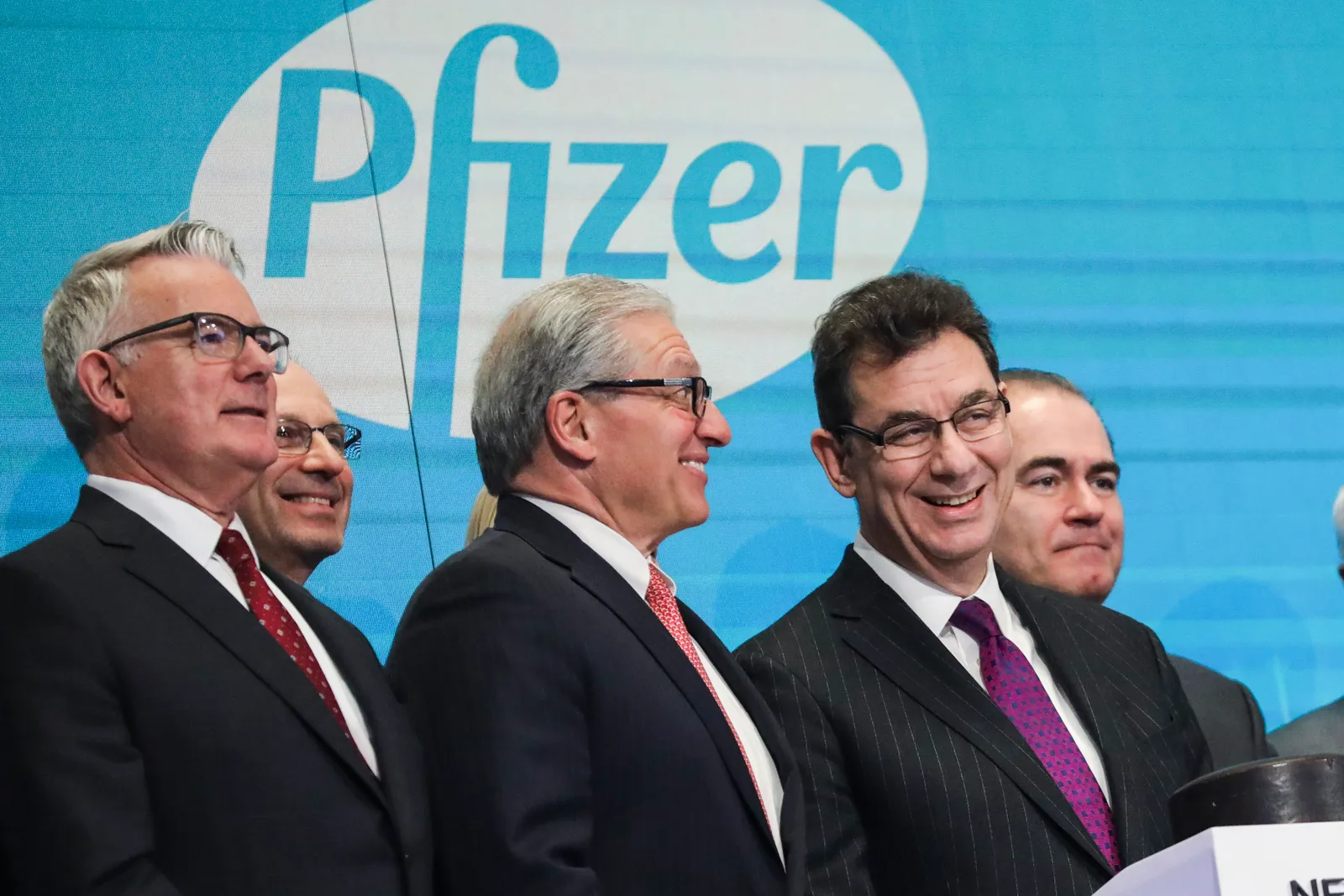 Pfizer CEO Albert Burl and company executives